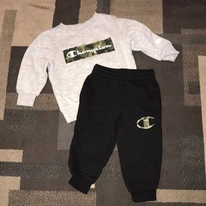 Champion 2piece Sweatsuit